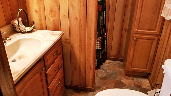 Tiny Suite Style Cabin 20