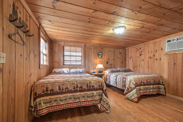 Cabin 6 (2Q) Photo 2