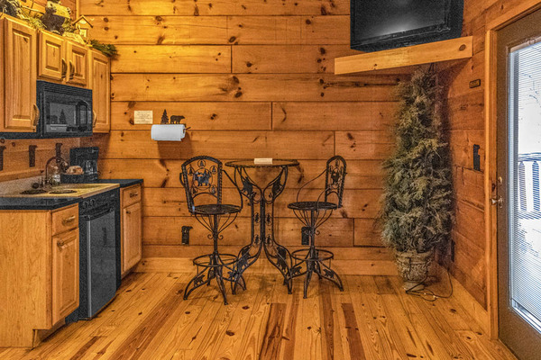 A - Deluxe Room - Riverfront Lodge (1K) Photo 3