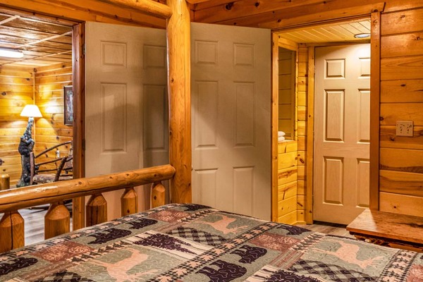 Cabin 9 (1F 1Q) Photo 6